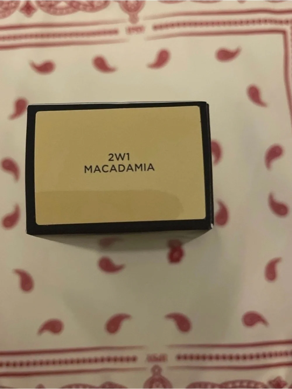 laura mercier Real Flawless Weightless Foundation - Black